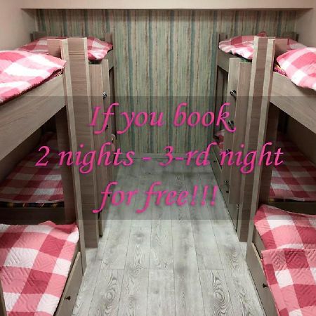 Apple City Hostel Almatı Dış mekan fotoğraf