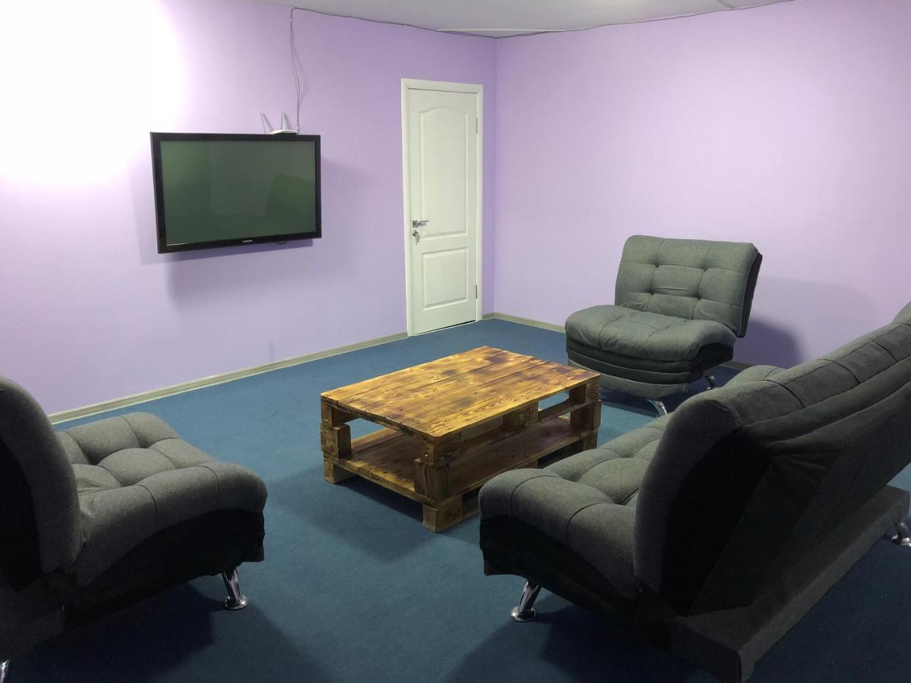 Apple City Hostel Almatı Dış mekan fotoğraf