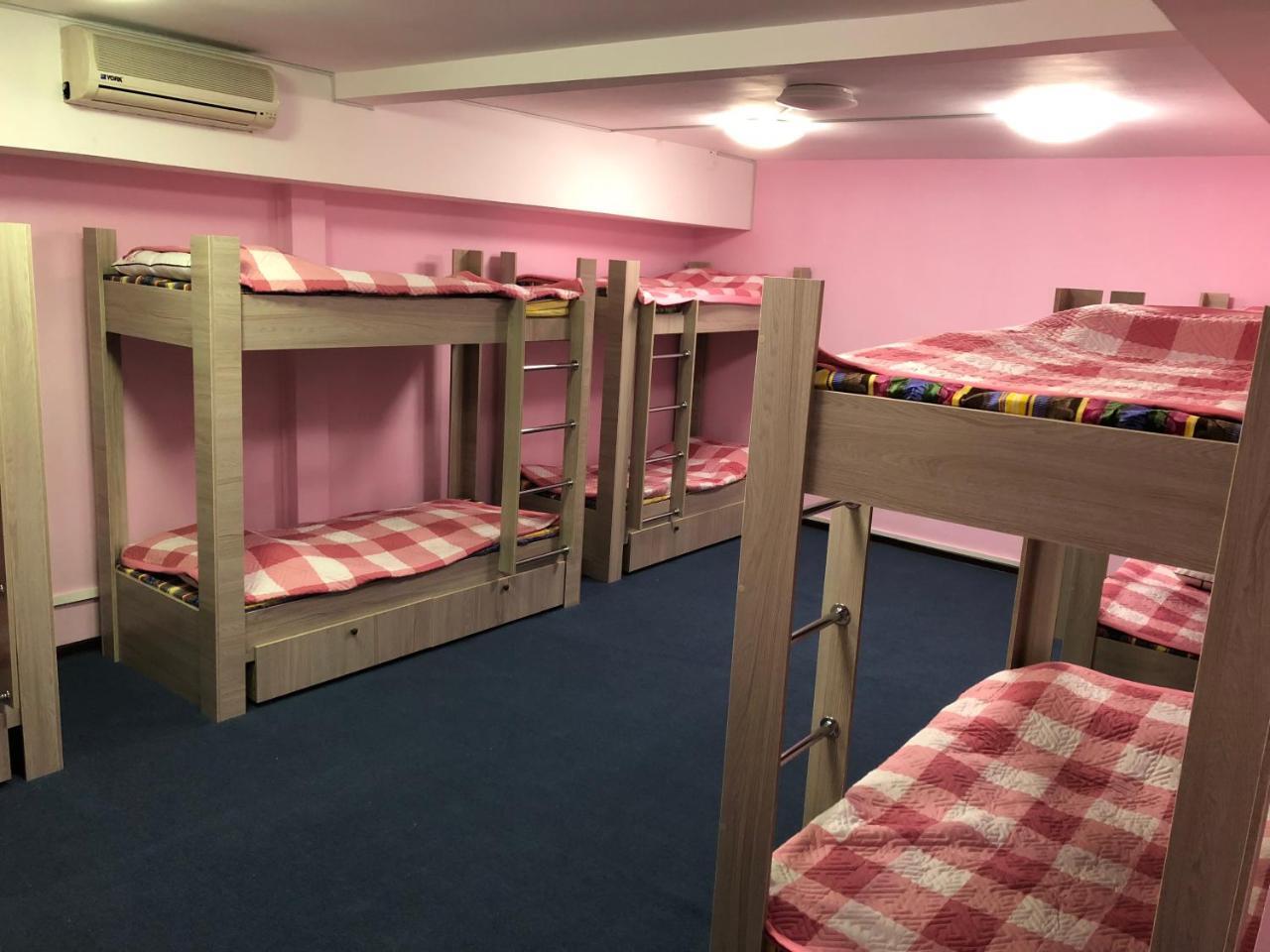 Apple City Hostel Almatı Dış mekan fotoğraf
